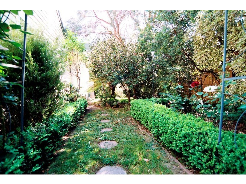 2 Parry Street, Croydon VIC 3136