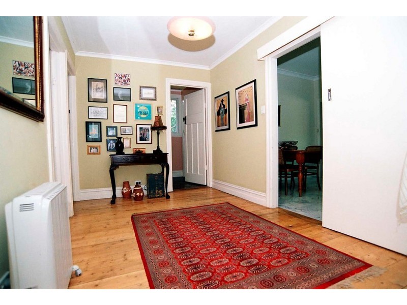 2 Parry Street, Croydon VIC 3136