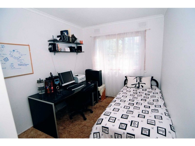 2 Parry Street, Croydon VIC 3136