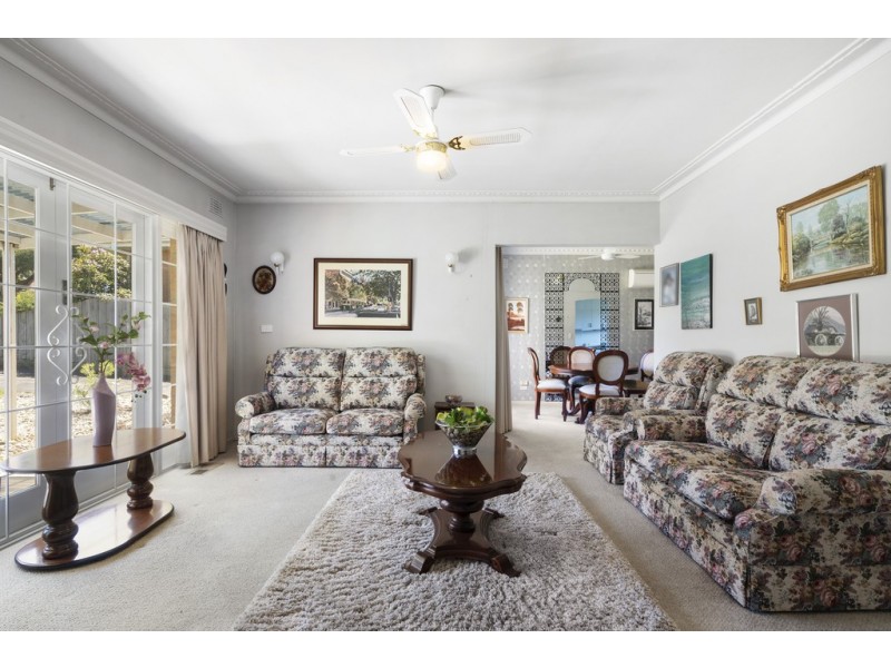 18 Amdura Road, Doncaster East VIC 3109