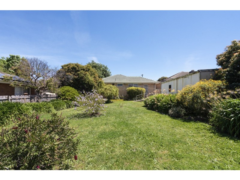 18 Amdura Road, Doncaster East VIC 3109