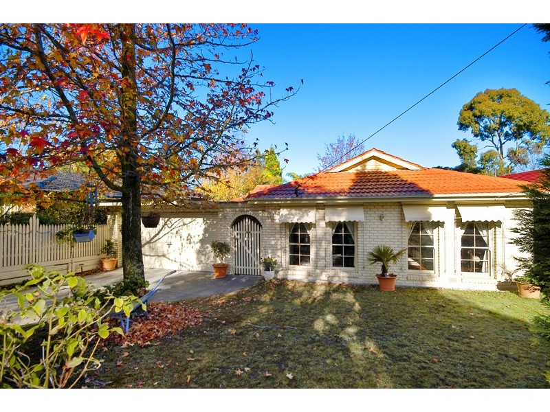 44 Darvall  St, Donvale VIC 3111