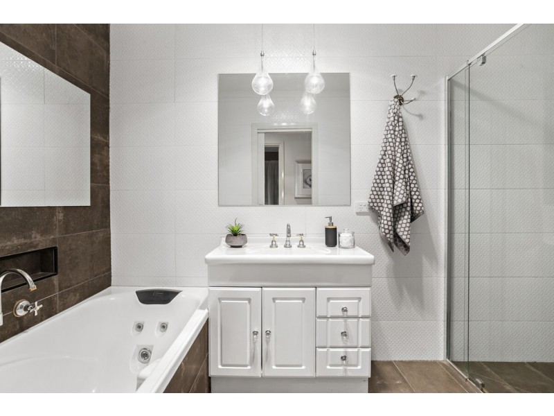 15 Innisfallen Avenue, Templestowe VIC 3106