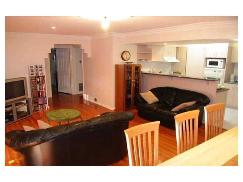 1/18 Elizabeth Street, Doncaster East VIC 3109