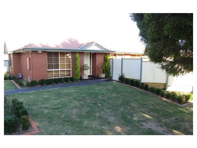 1/18 Elizabeth Street, Doncaster East VIC 3109