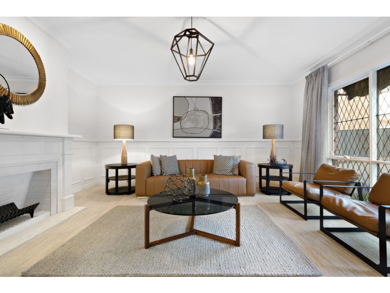 7 Houndswood Close, Doncaster East VIC 3109