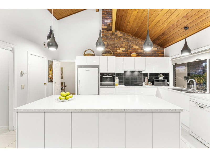 4 The Priory, Templestowe VIC 3106