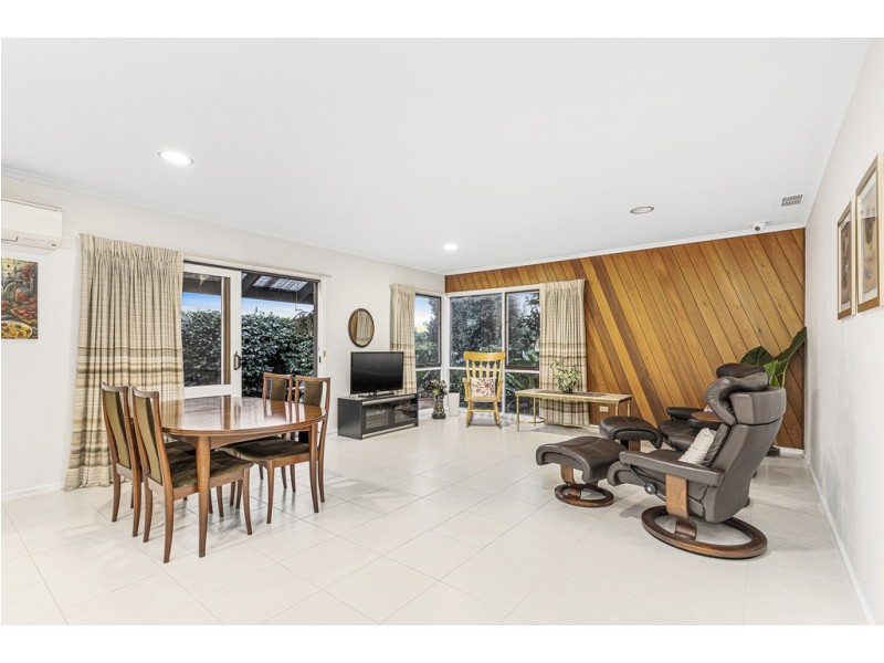 4 The Priory, Templestowe VIC 3106