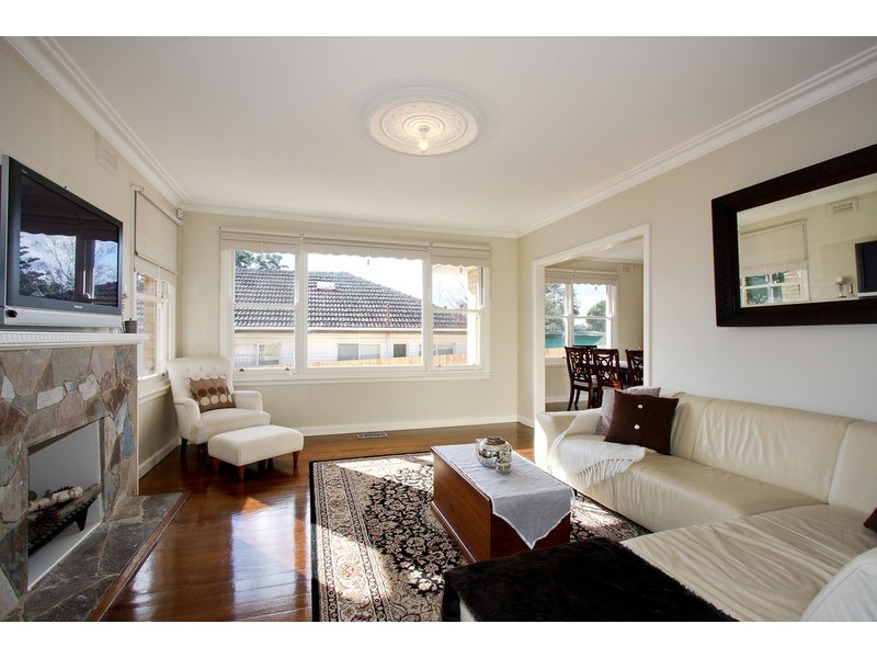 9 Second Ave, Box Hill North VIC 3129