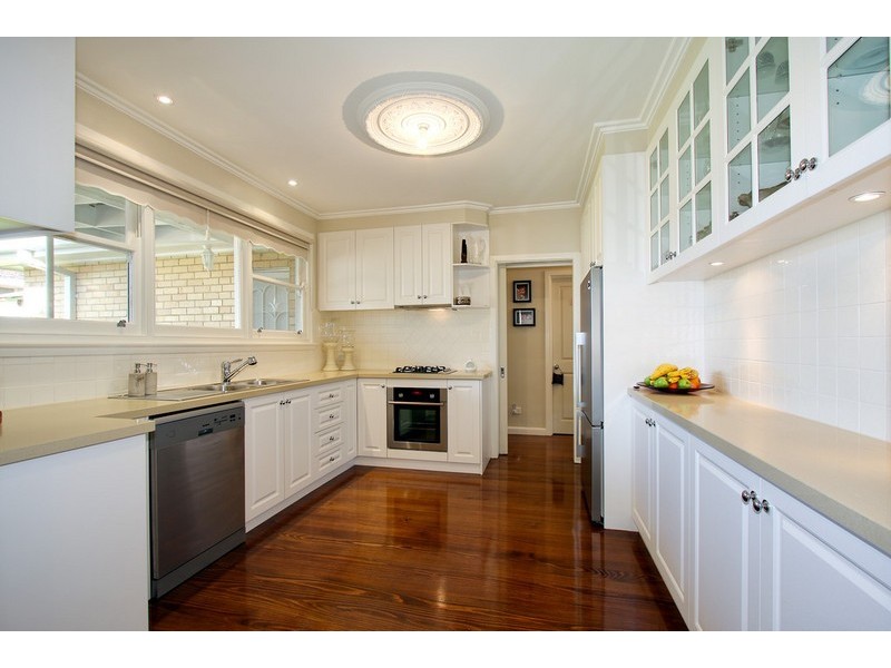 9 Second Ave, Box Hill North VIC 3129