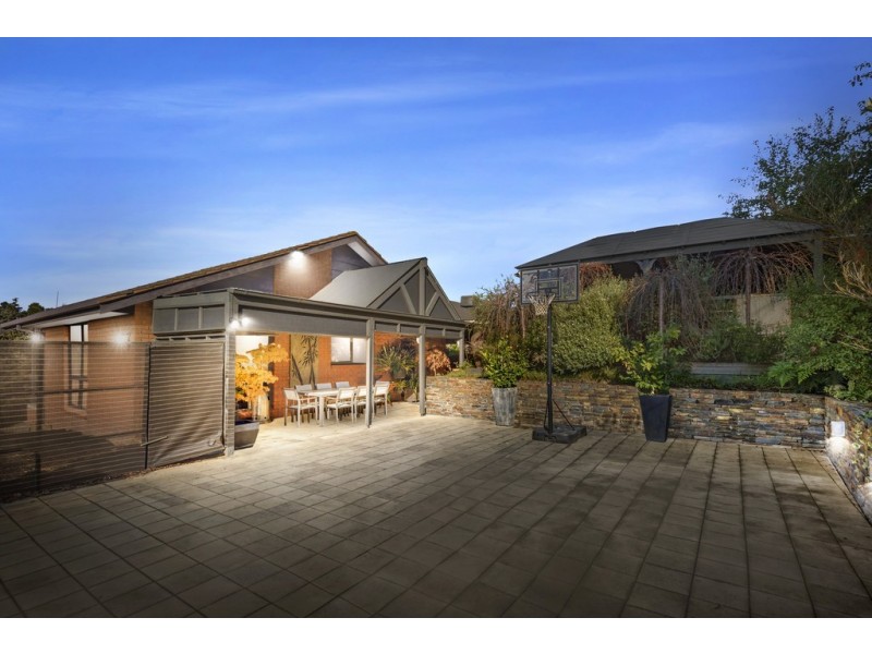 69 Pine Hill Drive, Doncaster East VIC 3109