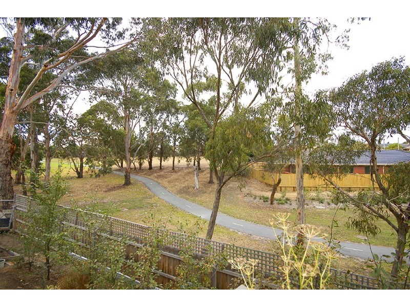 2/56 St Clems Rd, Doncaster East VIC 3109
