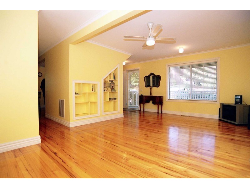 43 Manuka Drive, Boronia VIC 3155