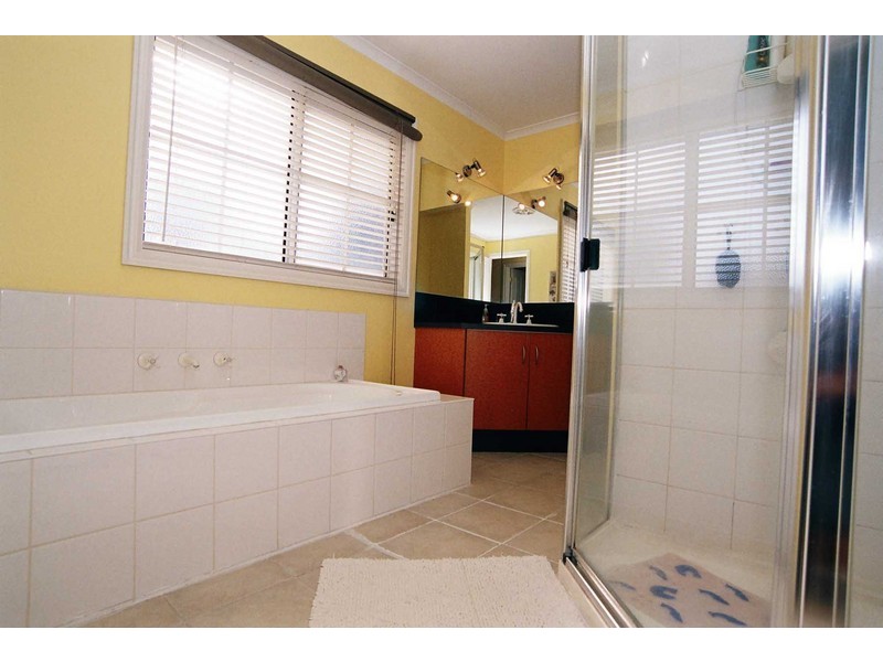 43 Manuka Drive, Boronia VIC 3155