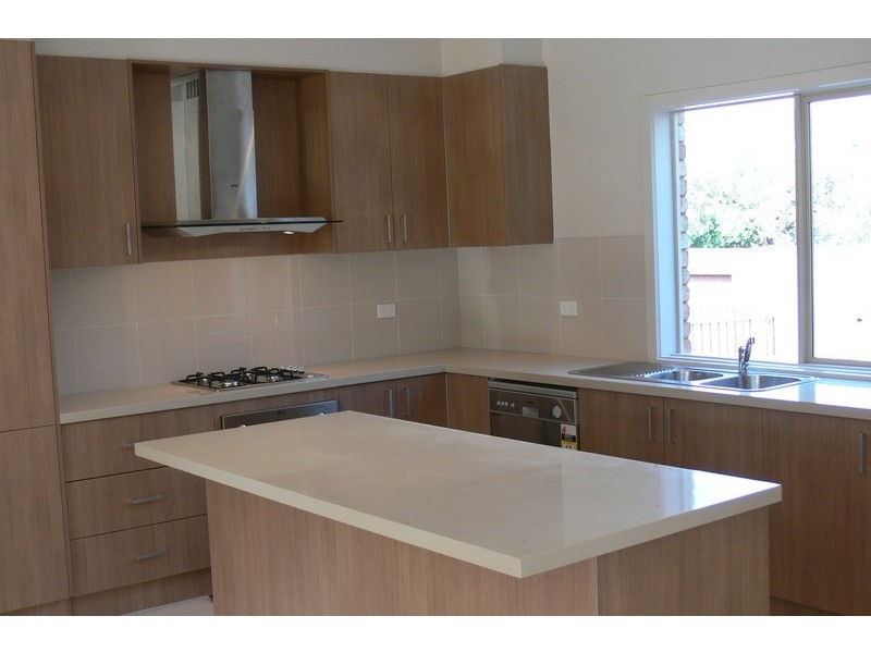 1/6 Maxia Road, Doncaster East VIC 3109