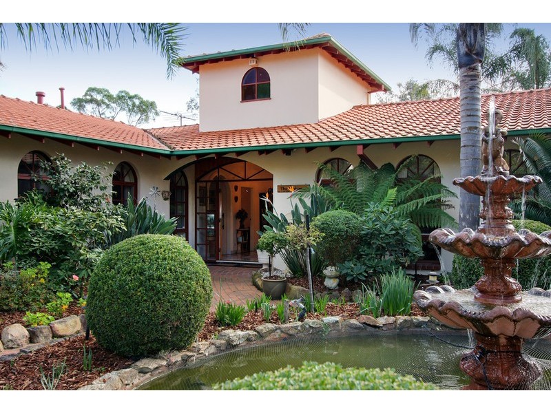 91 Knees Road, Park Orchards VIC 3114