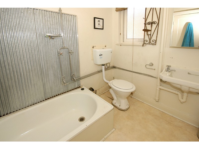 595 and 595A Whitehorse Road, Surrey Hills VIC 3127