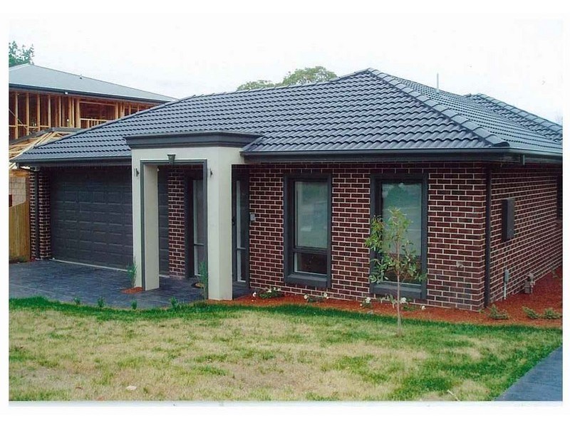 2/28 Greendale Road, Doncaster East VIC 3109