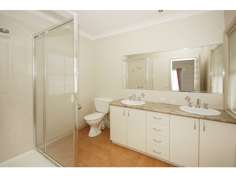 1 Derwent Street, Box Hill North VIC 3129