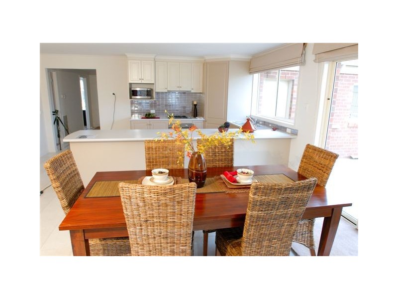 19 Hatch Lands Drive, Deer Park VIC 3023