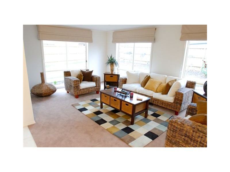 Lot 385 Long Tree Drive, Melton VIC 3337