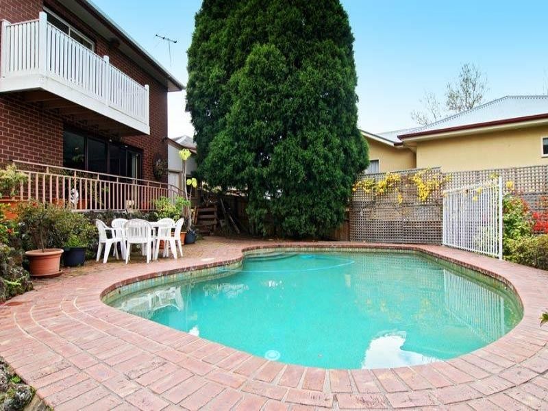 30 Roger Street, Doncaster East VIC 3109