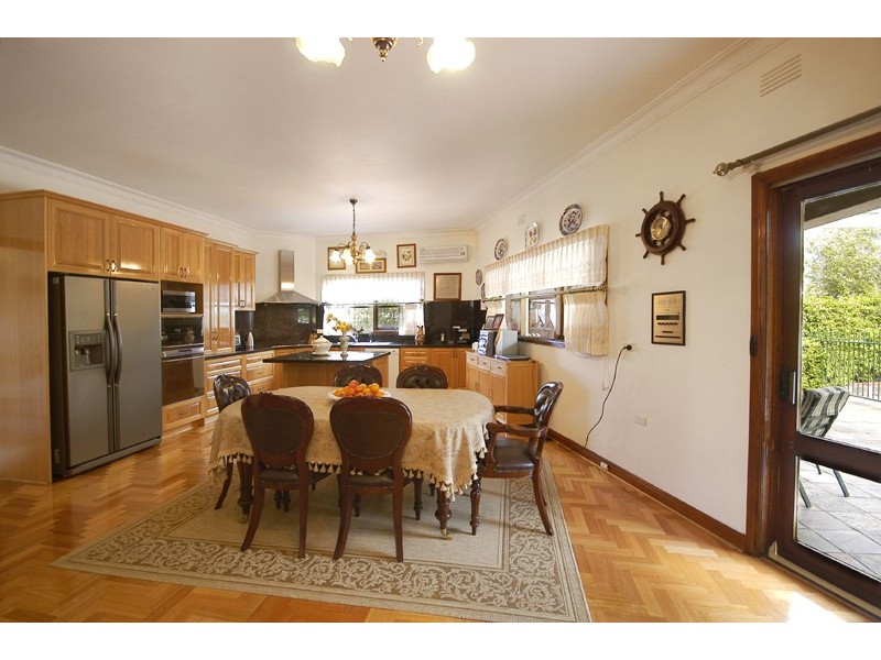 40 Summit Drive, Bulleen VIC 3105