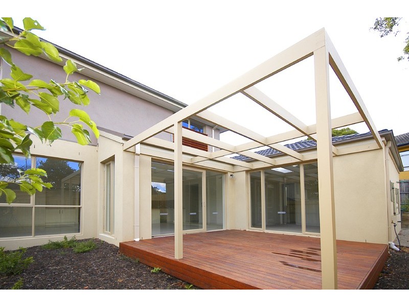 111 Rose Avenue, Templestowe Lower VIC 3107