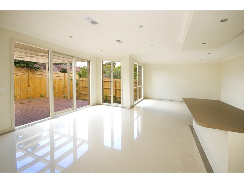 111 Rose Avenue, Templestowe Lower VIC 3107