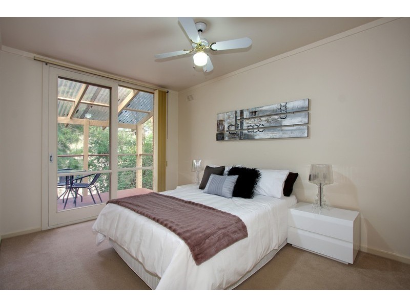 13/18 Peter Street, Doncaster East VIC 3109