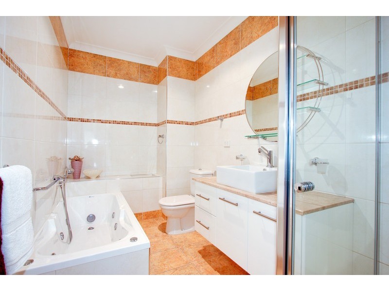 32 Ayr Street, Doncaster VIC 3108