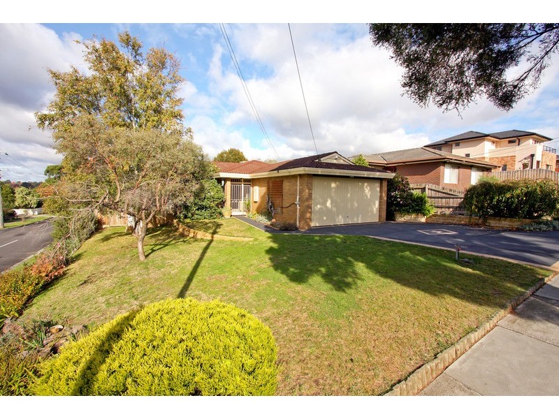 2 Maxia Road, Doncaster East VIC 3109