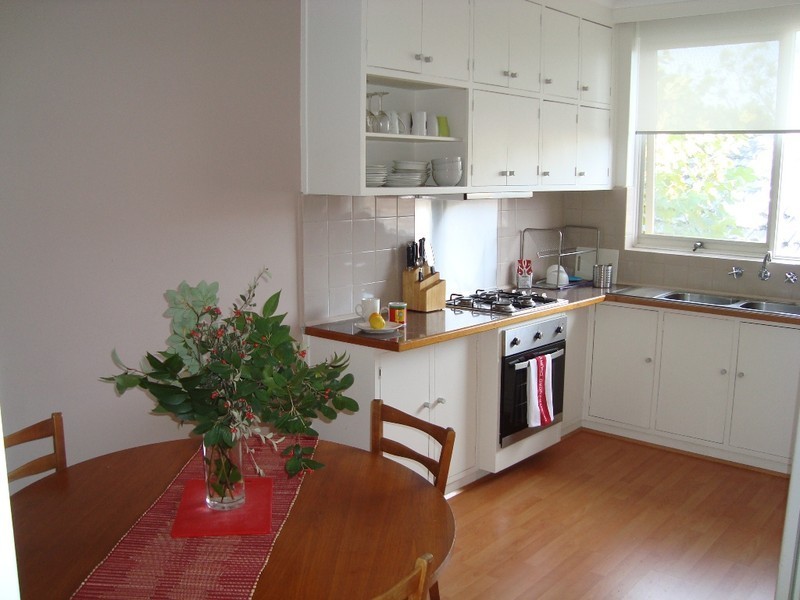 4/30 Hartwood Street, Kew East VIC 3102