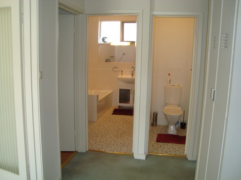 4/30 Hartwood Street, Kew East VIC 3102