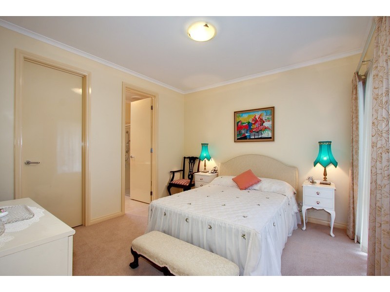 6, 31-43 Victoria Street, Doncaster VIC 3108