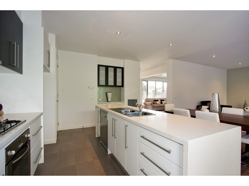 22B Ross Street, Doncaster East VIC 3109