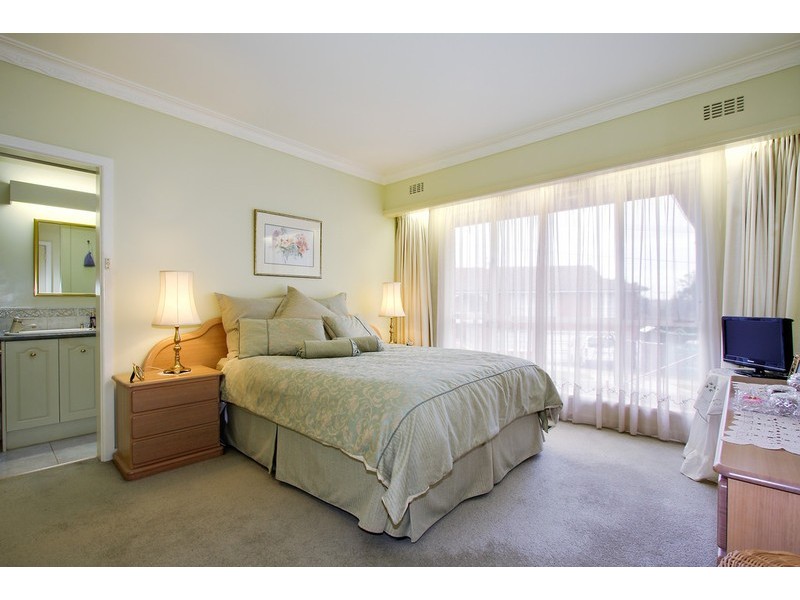 105 High Street, Doncaster VIC 3108