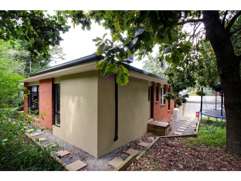 2/13 Rangeview Road, Donvale VIC 3111