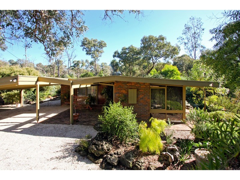 32 Weerona Way, North Warrandyte VIC 3113