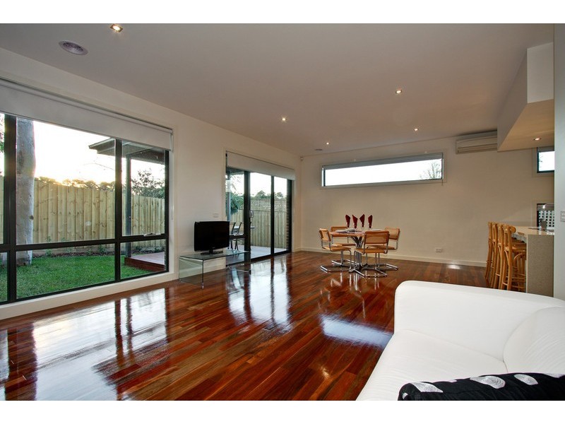 7 Vaucluse Court (off 25 Leslie St), Donvale VIC 3111