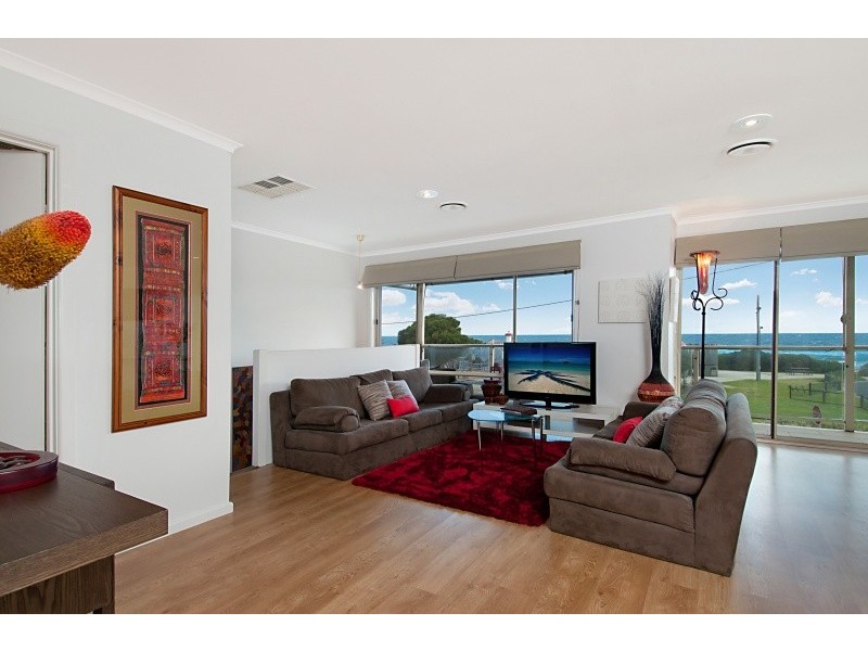 7 Camp Street, Chelsea VIC 3196