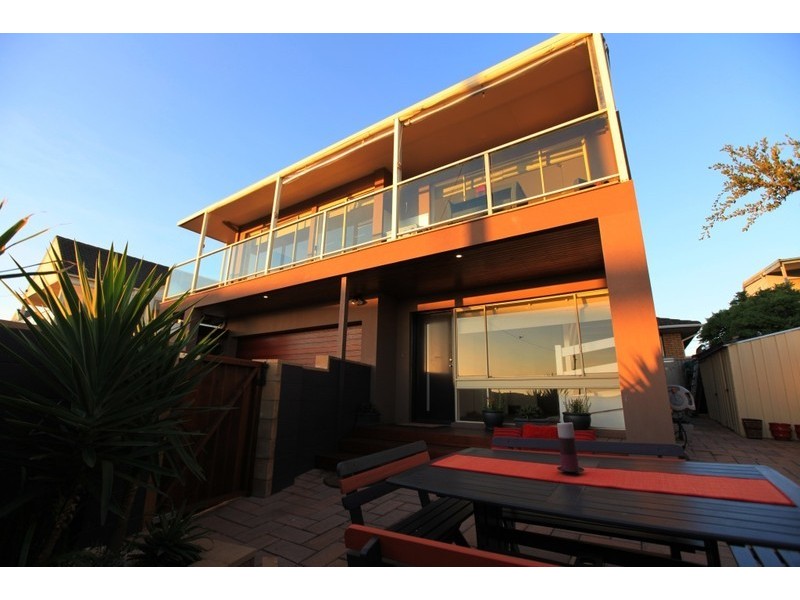 7 Camp Street, Chelsea VIC 3196