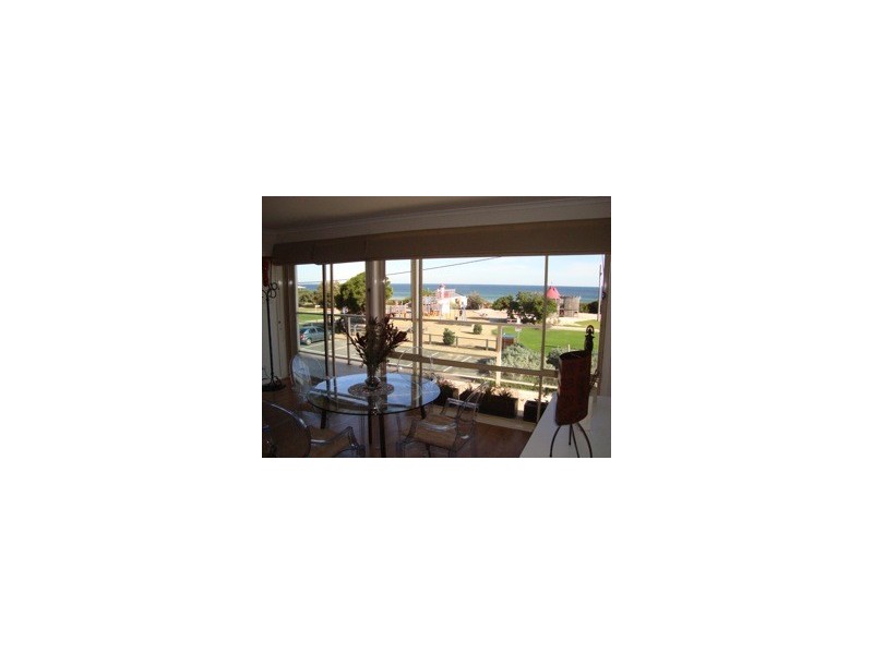 7 Camp Street, Chelsea VIC 3196