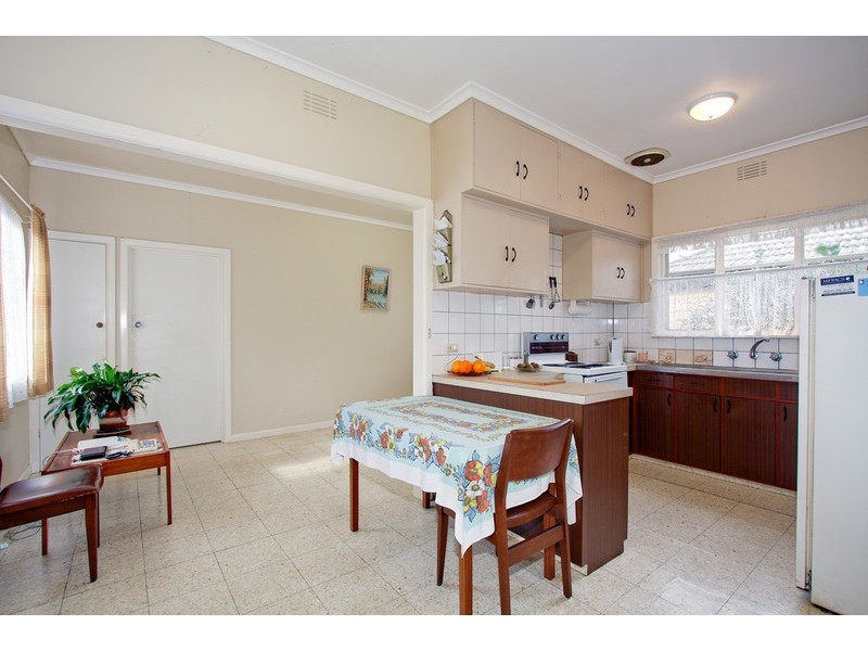 1 Norway Avenue, Blackburn VIC 3130