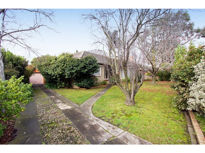 1 Norway Avenue, Blackburn VIC 3130