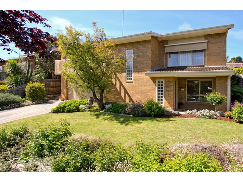 25 Montpellier Crescent, Templestowe Lower VIC 3107