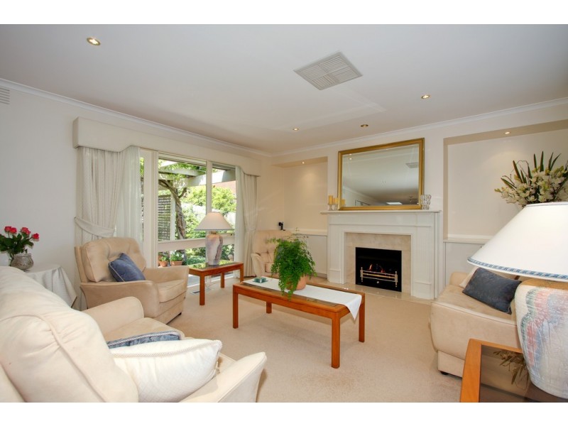 25 Montpellier Crescent, Templestowe Lower VIC 3107
