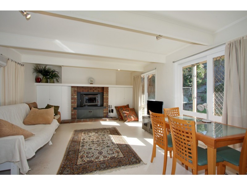 11 Rangeview Road, Donvale VIC 3111