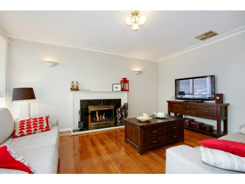 2 Maggs Street, Doncaster East VIC 3109