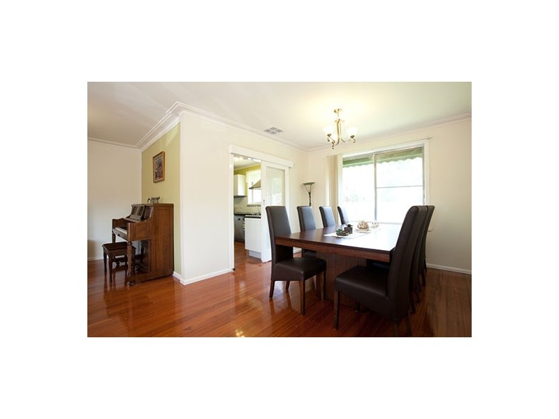 33 Belinda Crescent, Doncaster East VIC 3109